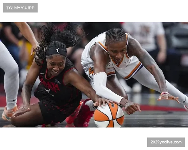 菲尼克斯水星主场惨败，托马斯空砍16分11篮板7助攻