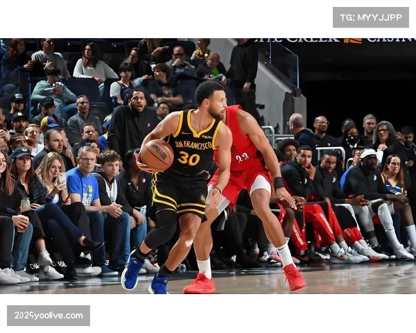 勇士连胜摆脱库里复出阴霾，巴特勒防守体系渐成型