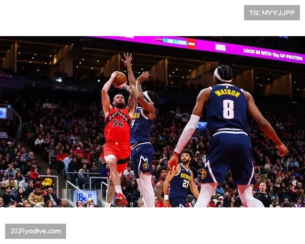 残阵掘金仅8人轮换，穆雷关键上篮助球队险胜猛龙