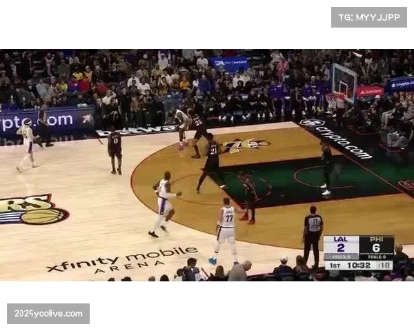 湖人三核合砍76分力克鹈鹕,詹姆斯空接暴扣引领末节攻势