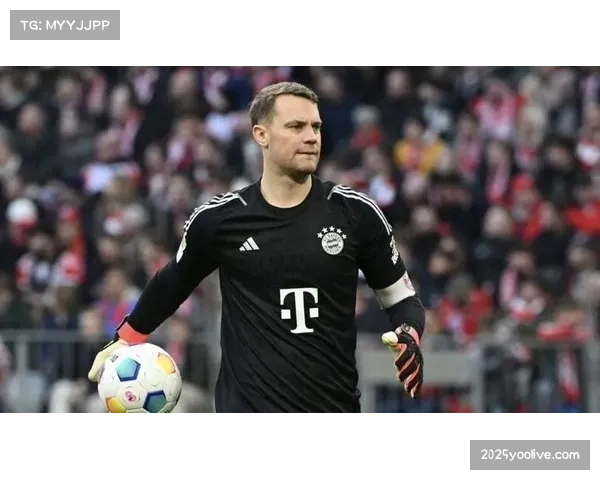 诺伊尔肠胃炎康复重返训练场,有望出战本轮德甲 诺伊尔肠胃炎康复重返训练场,有望出战本轮德甲